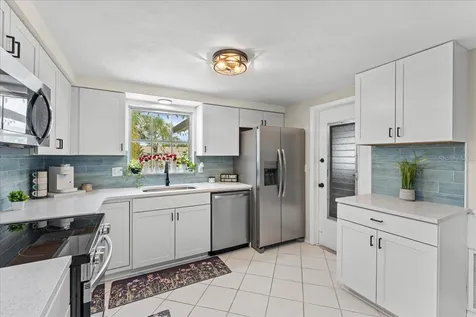 10914 Oakdale Avenue Port Richey FL 34668