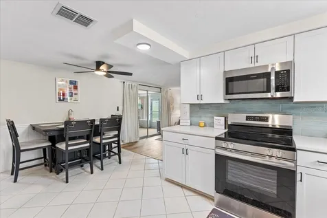 10914 Oakdale Avenue Port Richey FL 34668