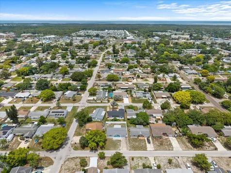 10914 Oakdale Avenue Port Richey FL 34668