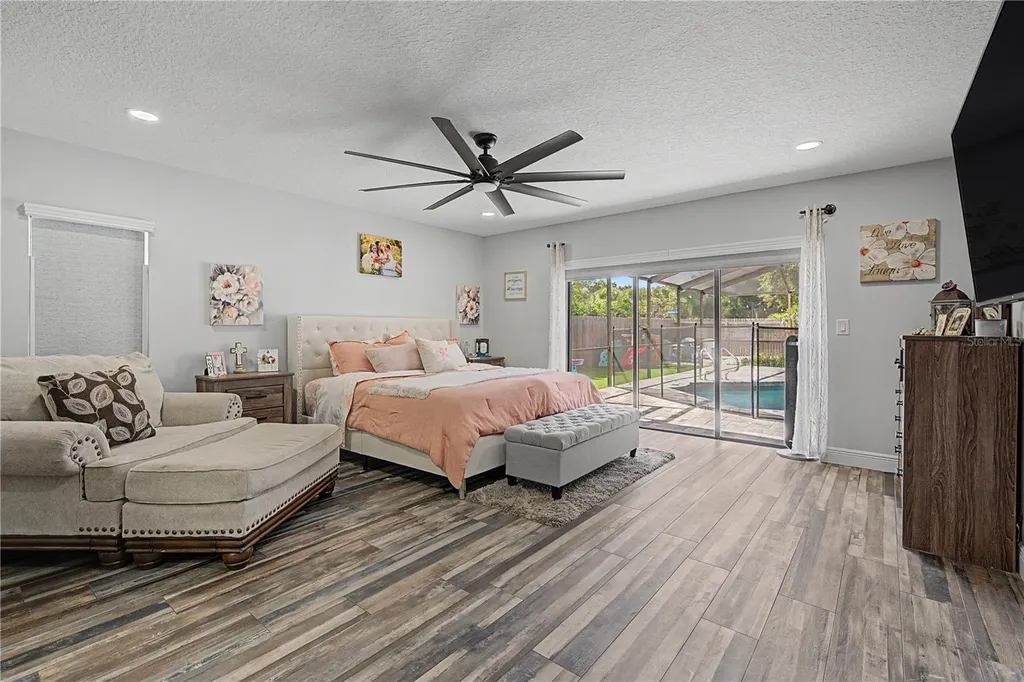 2717 Redford Court E Clearwater FL 33761