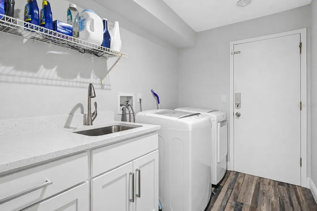 2717 Redford Court E Clearwater FL 33761