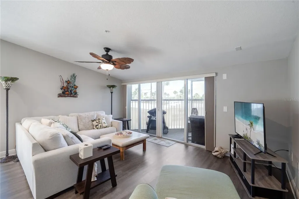 2255 N Beach Road Englewood FL 34223