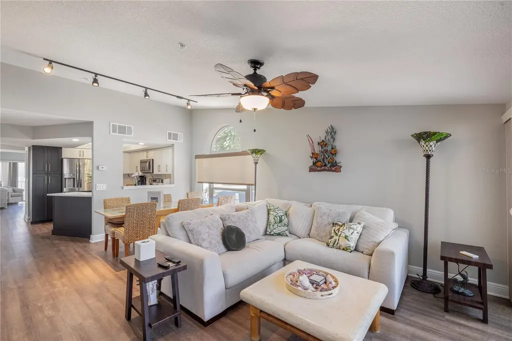 2255 N Beach Road Englewood FL 34223