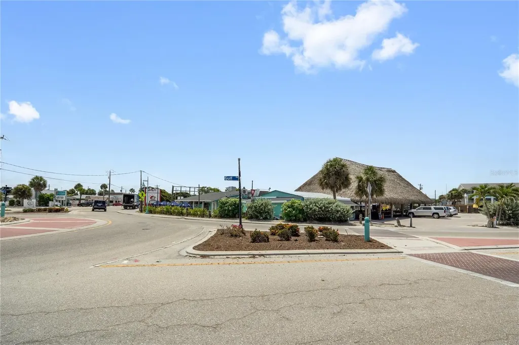 2255 N Beach Road Englewood FL 34223