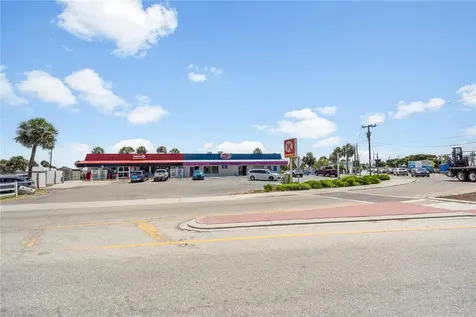 2255 N Beach Road Englewood FL 34223