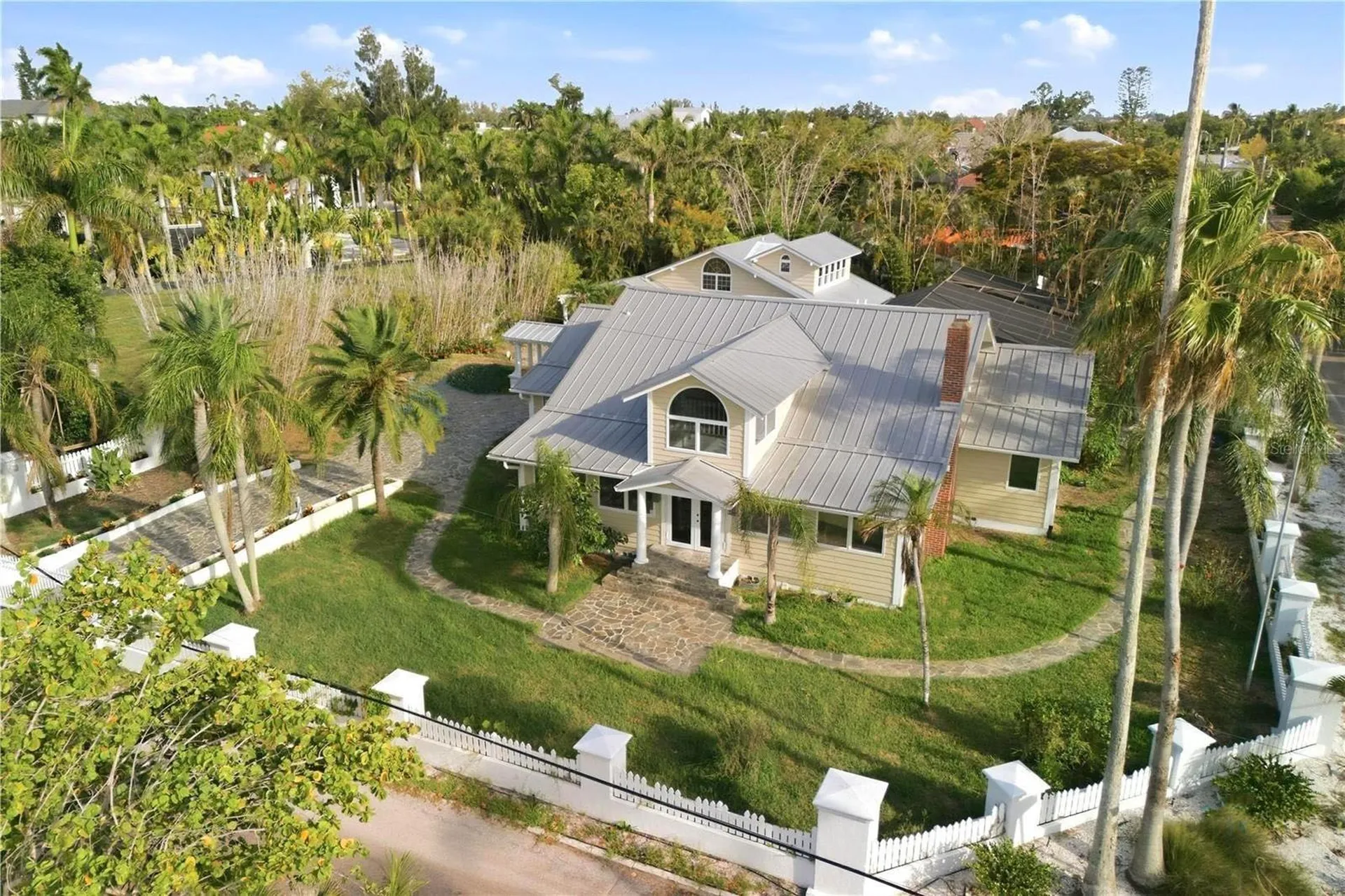 604 Norsota Way Sarasota FL 34242