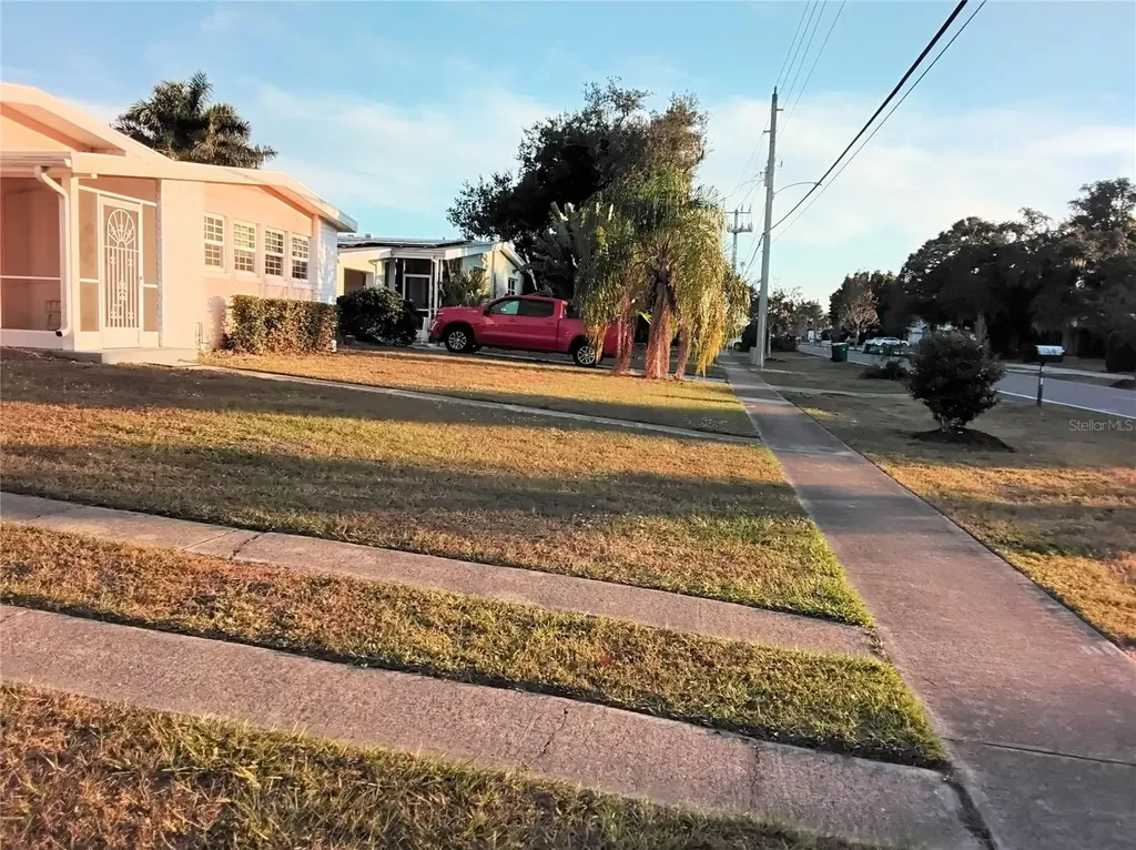 2440 Elkcam Boulevard Port Charlotte FL 33952