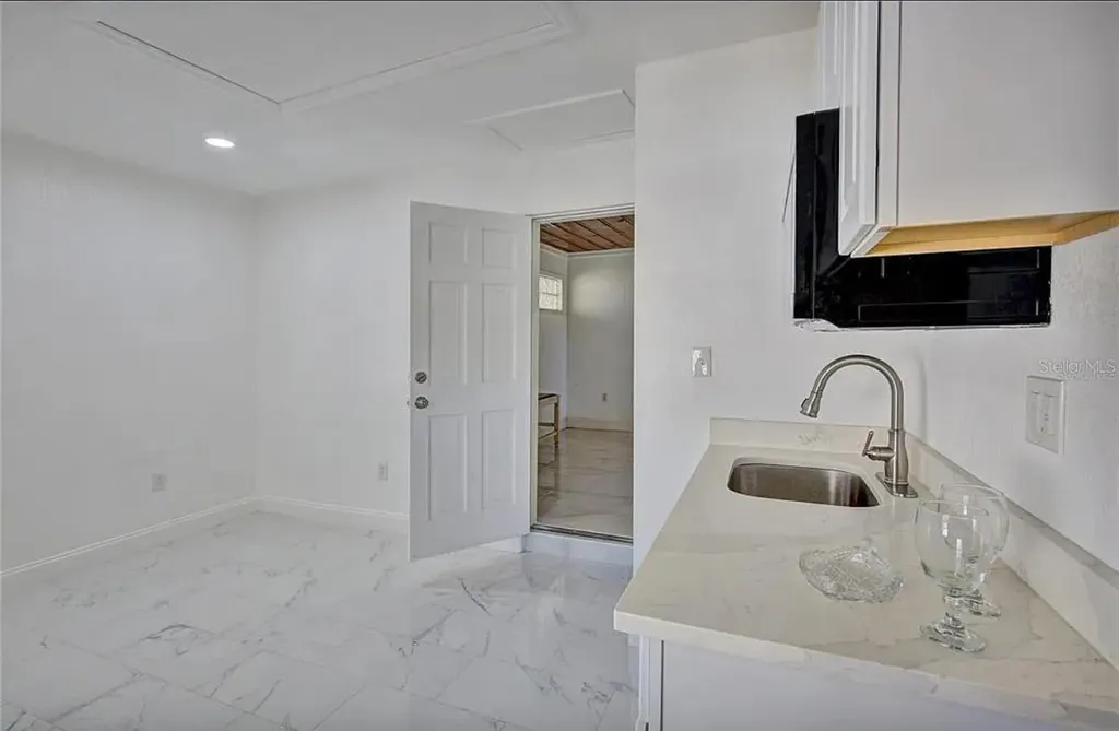 1008 Chester Drive Clearwater FL 33756