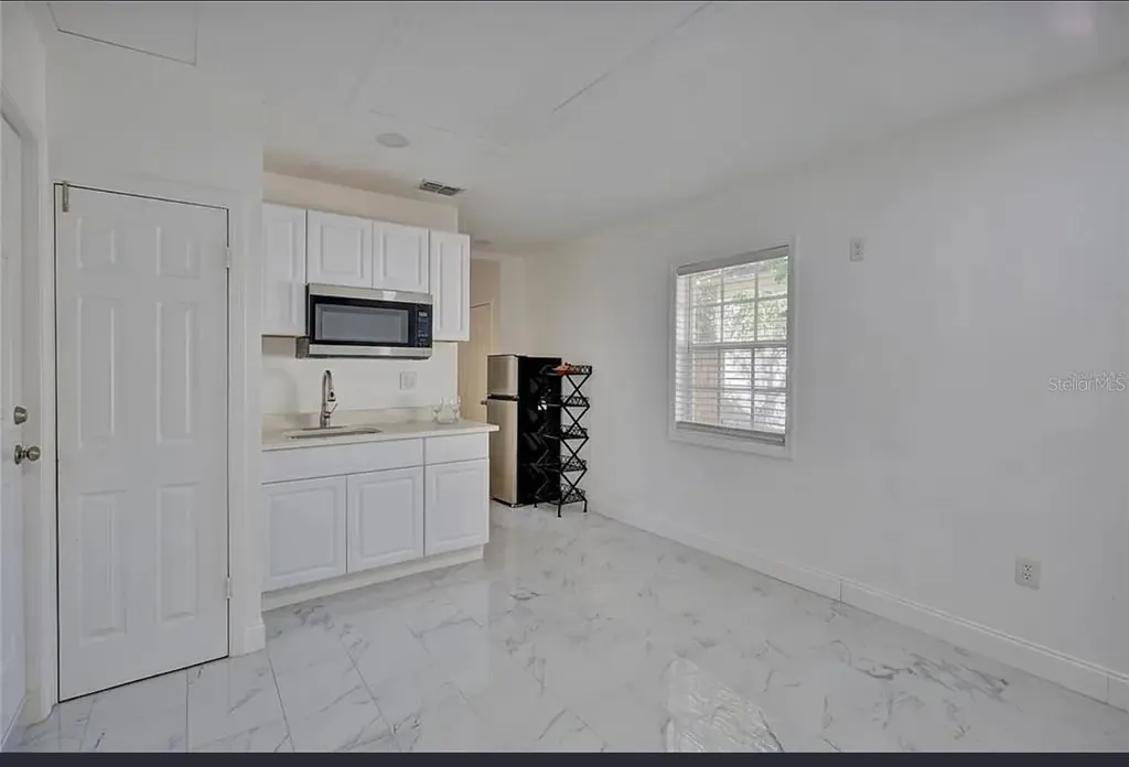 1008 Chester Drive Clearwater FL 33756