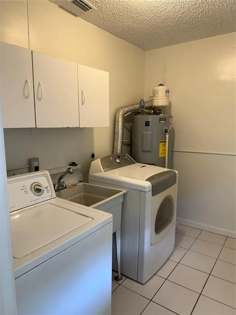 1111 E Okaloosa Avenue Tampa FL 33604