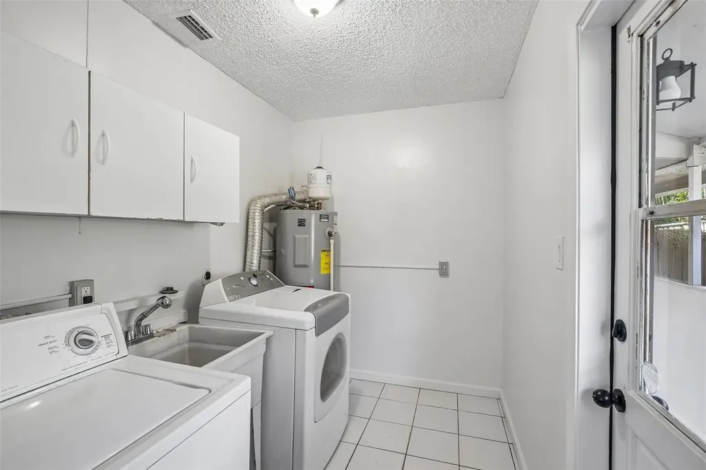 1111 E Okaloosa Avenue Tampa FL 33604