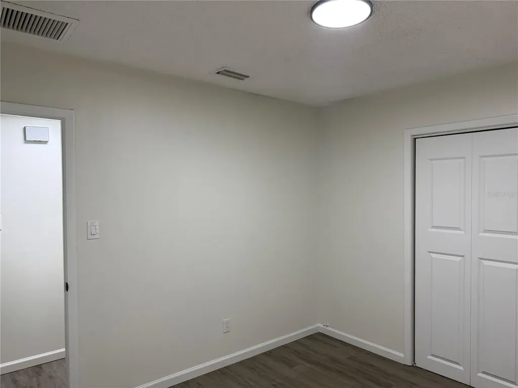 1111 E Okaloosa Avenue Tampa FL 33604