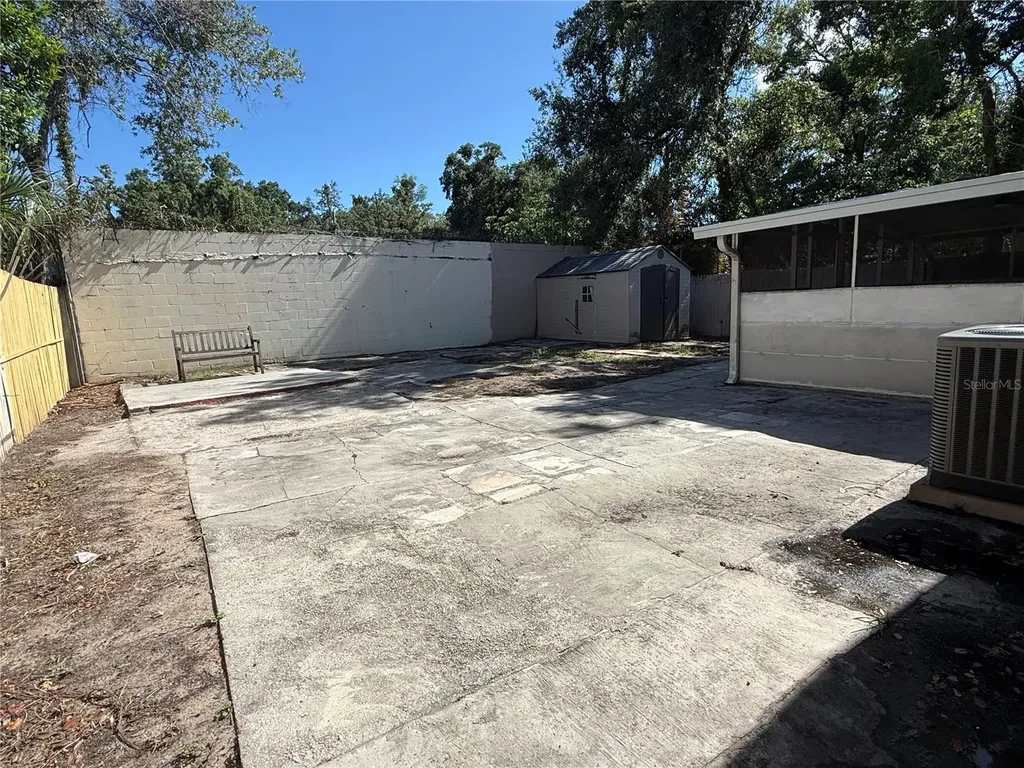 1111 E Okaloosa Avenue Tampa FL 33604