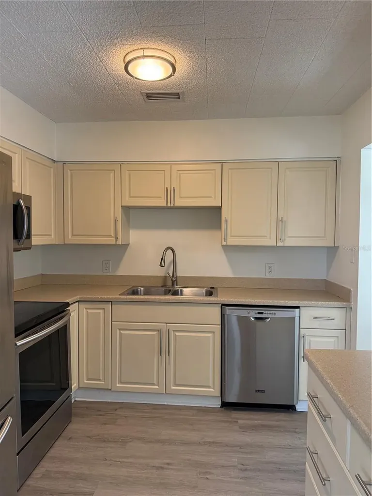 1111 E Okaloosa Avenue Tampa FL 33604