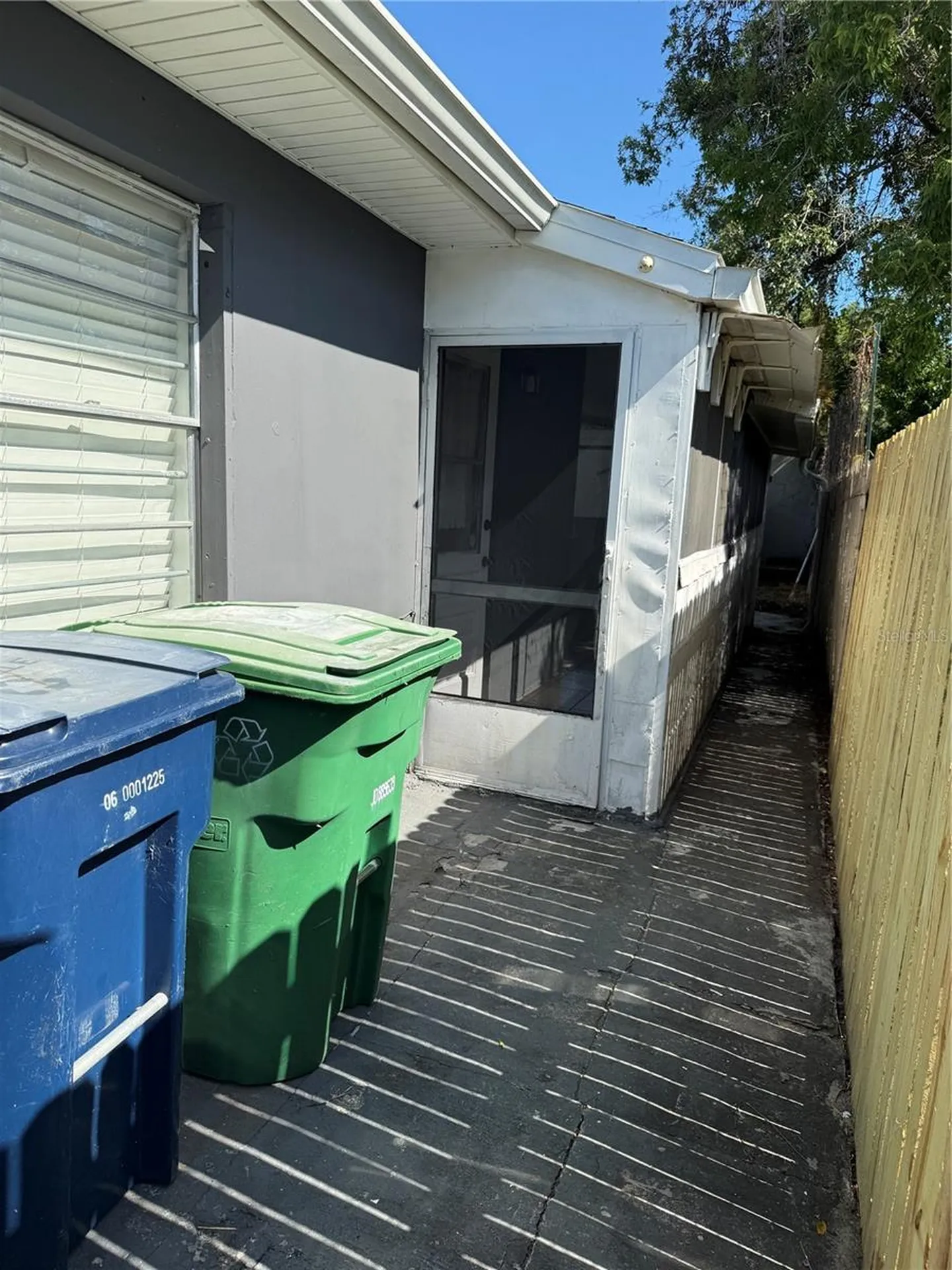 1111 E Okaloosa Avenue Tampa FL 33604