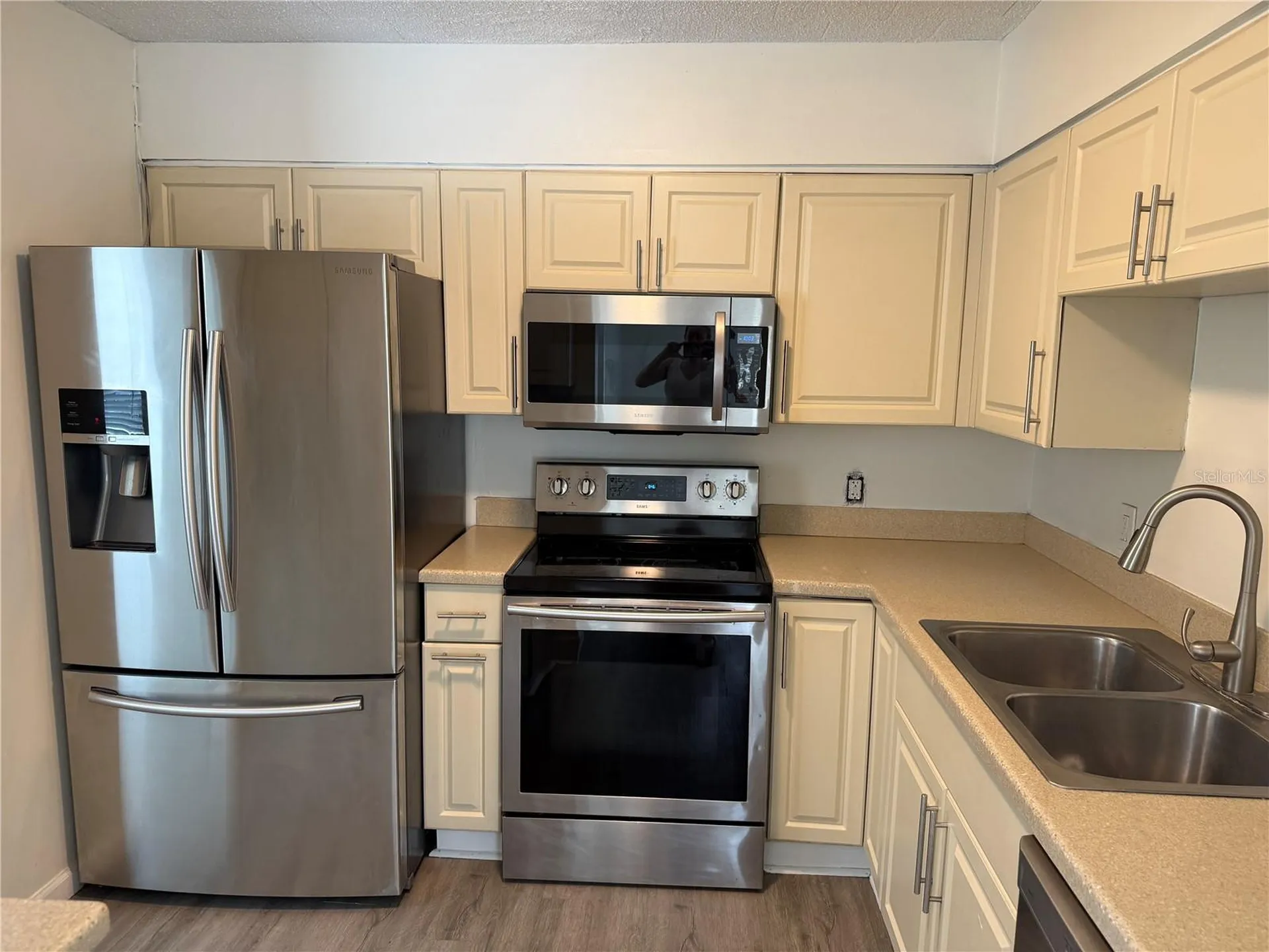 1111 E Okaloosa Avenue Tampa FL 33604