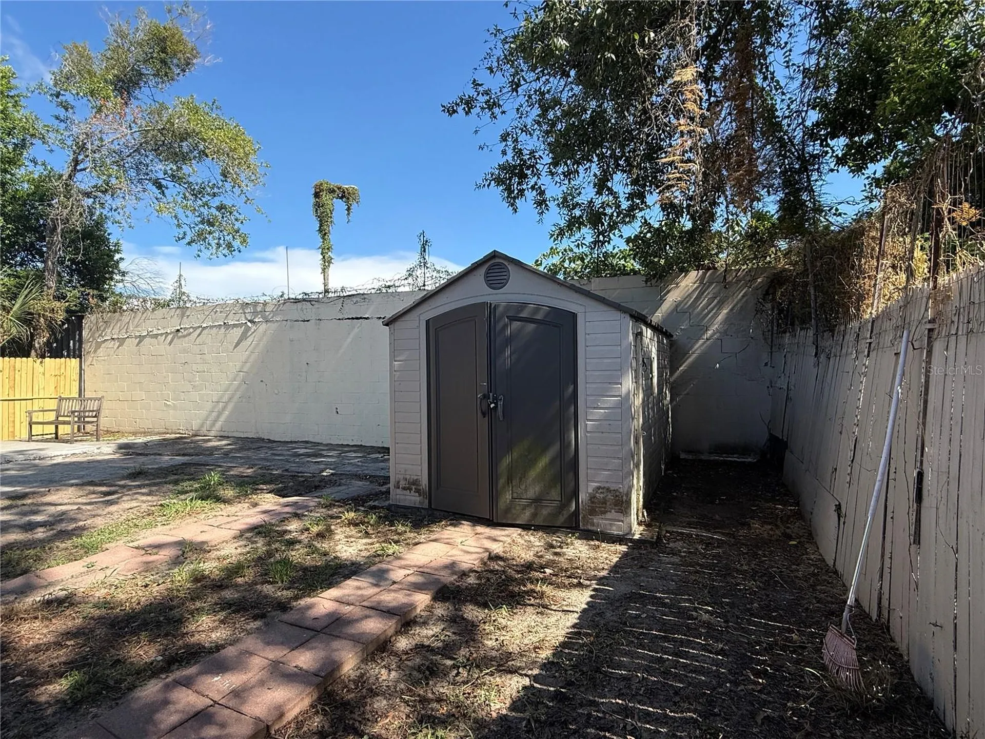 1111 E Okaloosa Avenue Tampa FL 33604
