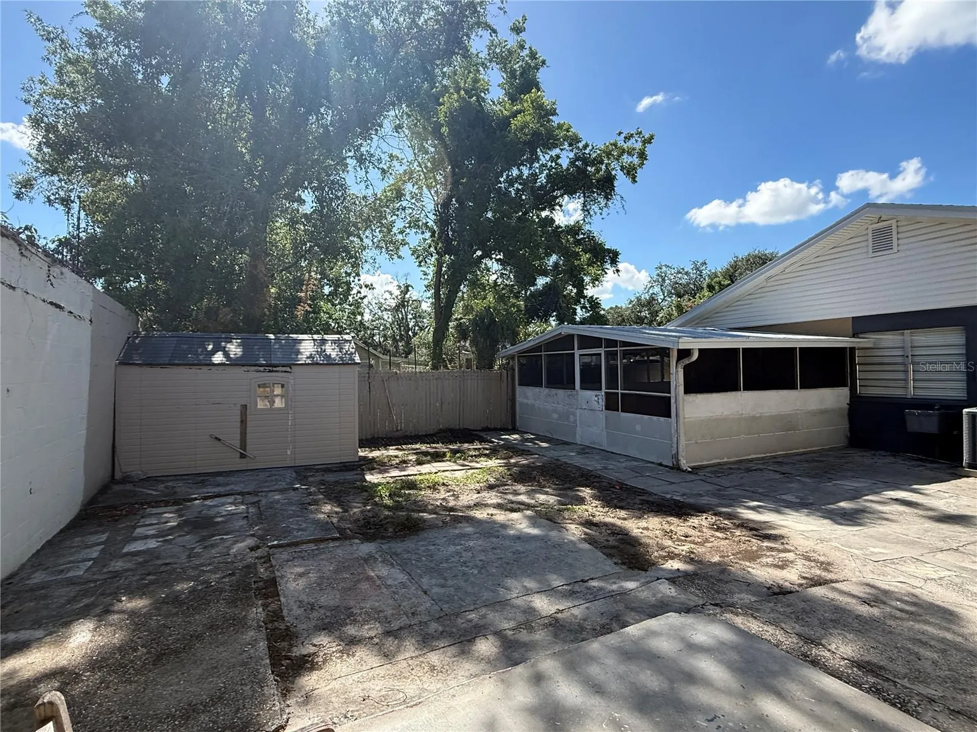 1111 E Okaloosa Avenue Tampa FL 33604