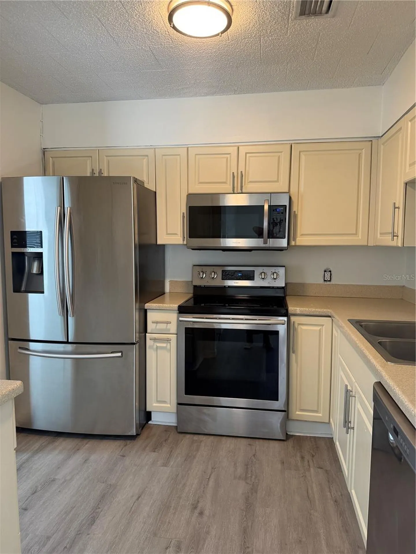 1111 E Okaloosa Avenue Tampa FL 33604