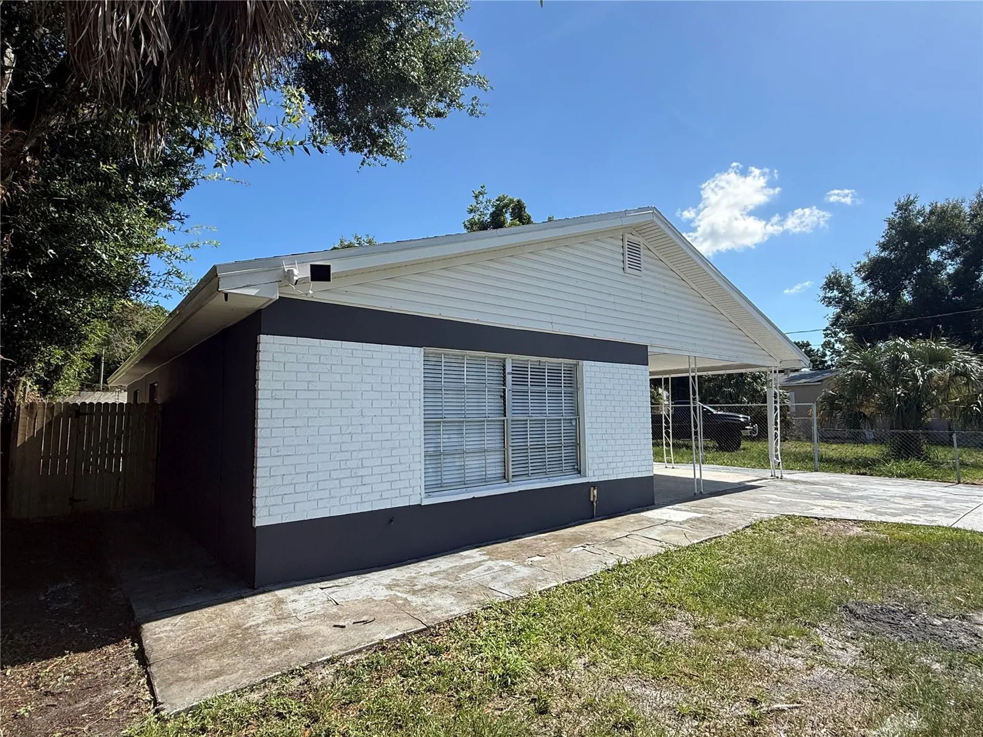 1111 E Okaloosa Avenue Tampa FL 33604