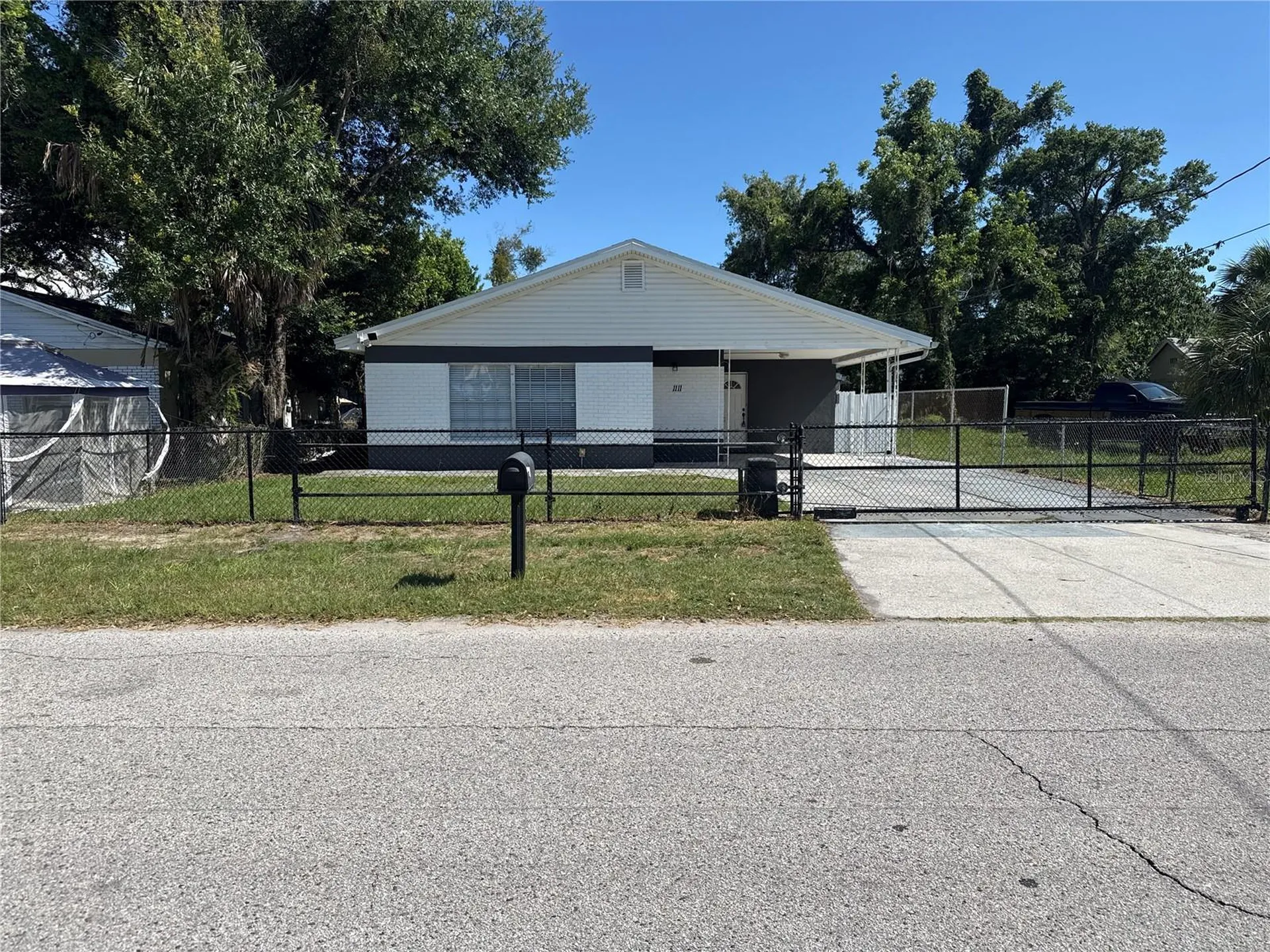 1111 E Okaloosa Avenue Tampa FL 33604