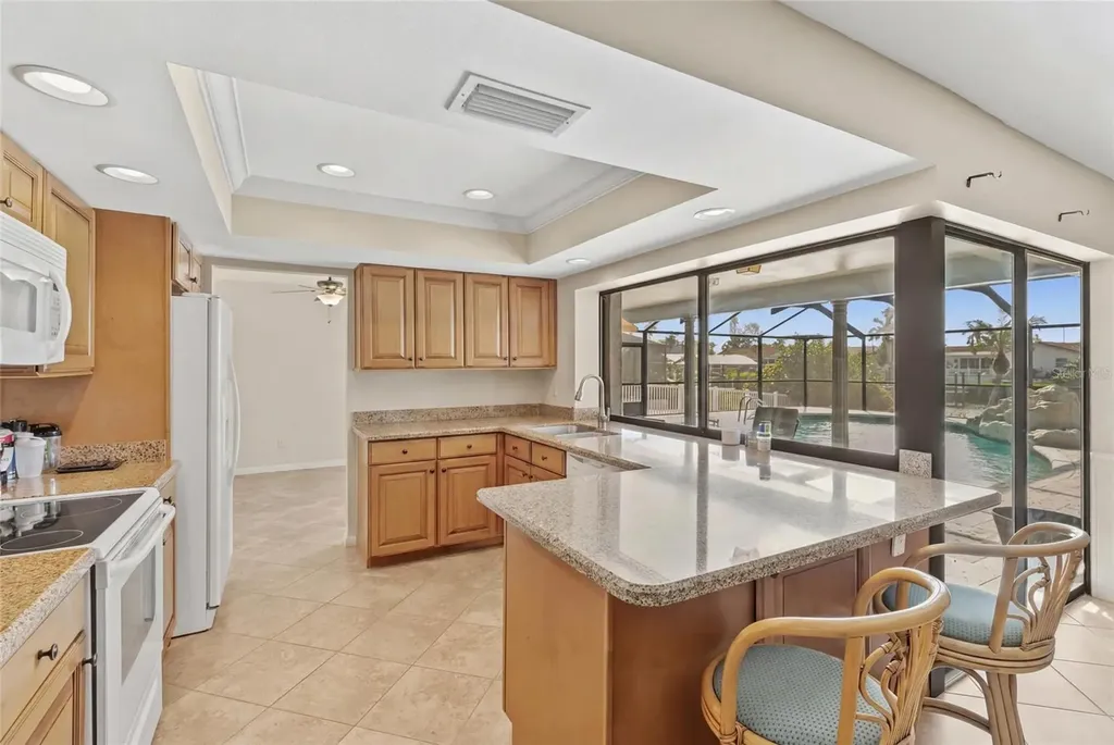 921 Birdie Way Apollo Beach FL 33572