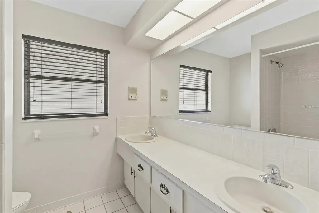 921 Birdie Way Apollo Beach FL 33572