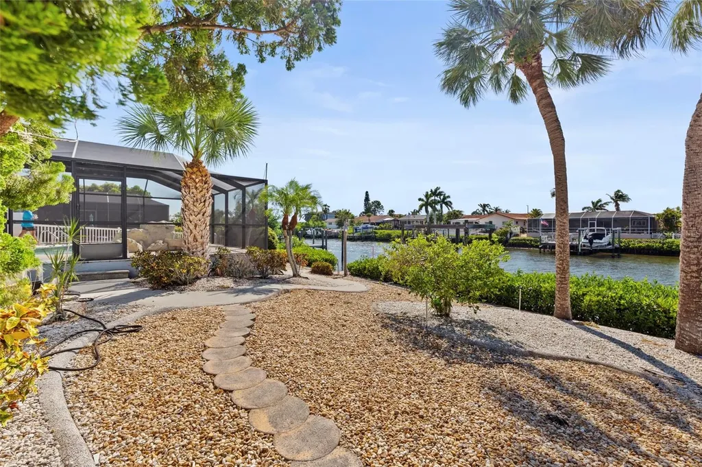 921 Birdie Way Apollo Beach FL 33572