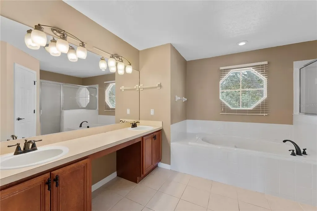 5354 Dahlia Reserve Drive Kissimmee FL 34758