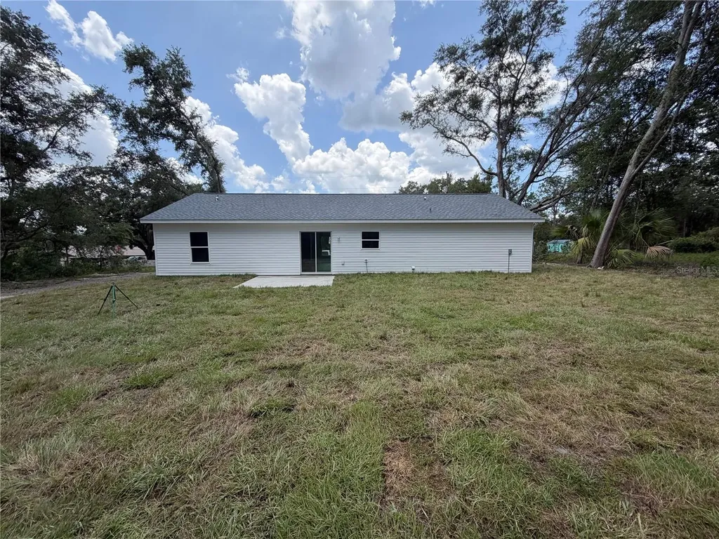 16683 SE 63 Lane Ocklawaha FL 32179