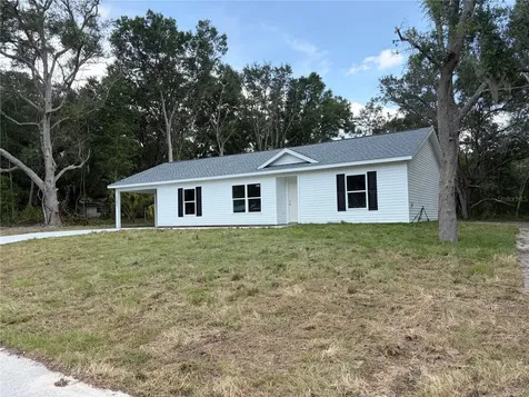 16683 SE 63 Lane Ocklawaha FL 32179
