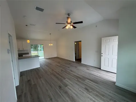 16683 SE 63 Lane Ocklawaha FL 32179