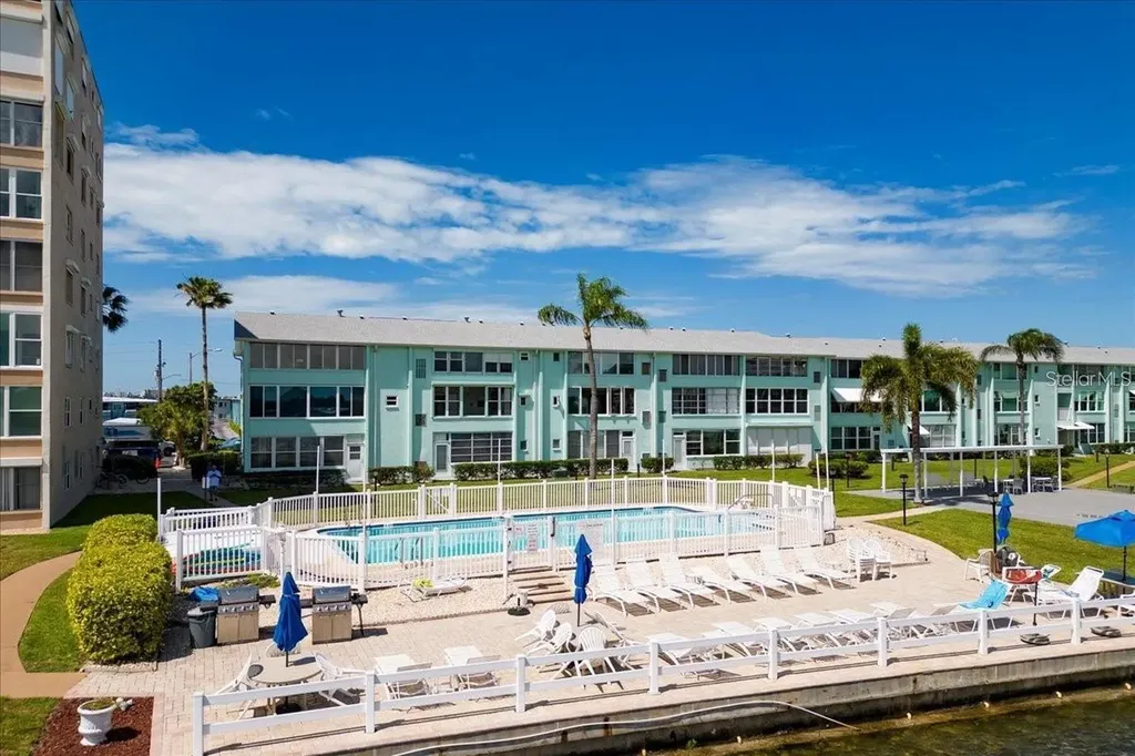 1819 Shore Drive S South Pasadena FL 33707