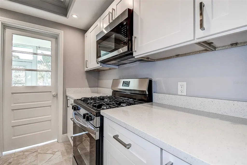 1819 Shore Drive S South Pasadena FL 33707