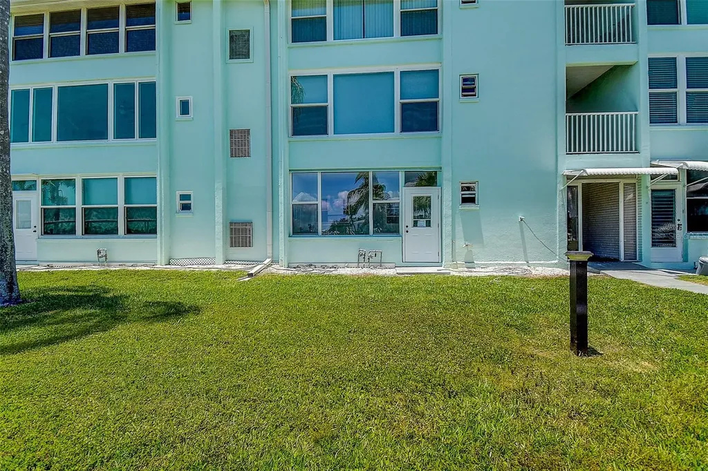 1819 Shore Drive S South Pasadena FL 33707