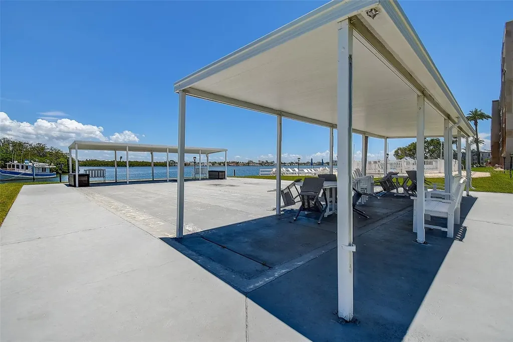 1819 Shore Drive S South Pasadena FL 33707