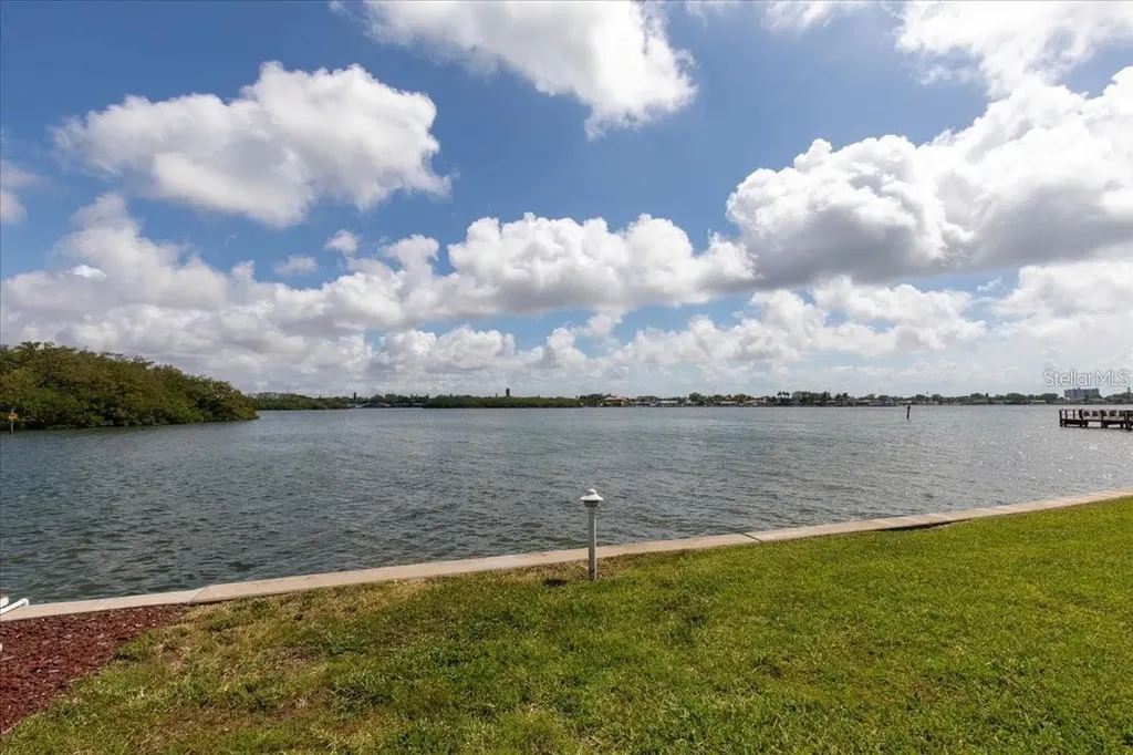 1819 Shore Drive S South Pasadena FL 33707