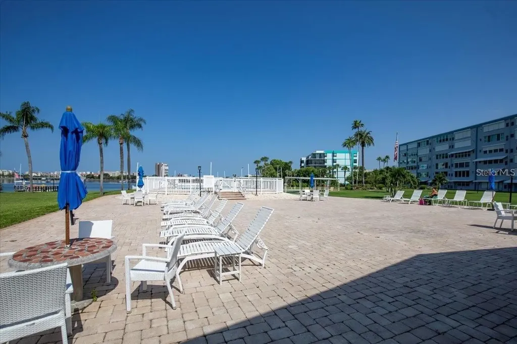 1819 Shore Drive S South Pasadena FL 33707