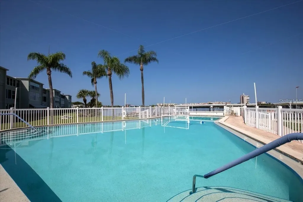 1819 Shore Drive S South Pasadena FL 33707