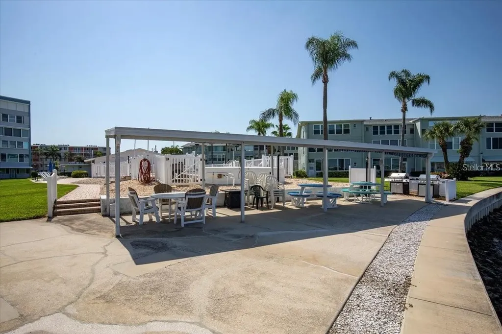 1819 Shore Drive S South Pasadena FL 33707