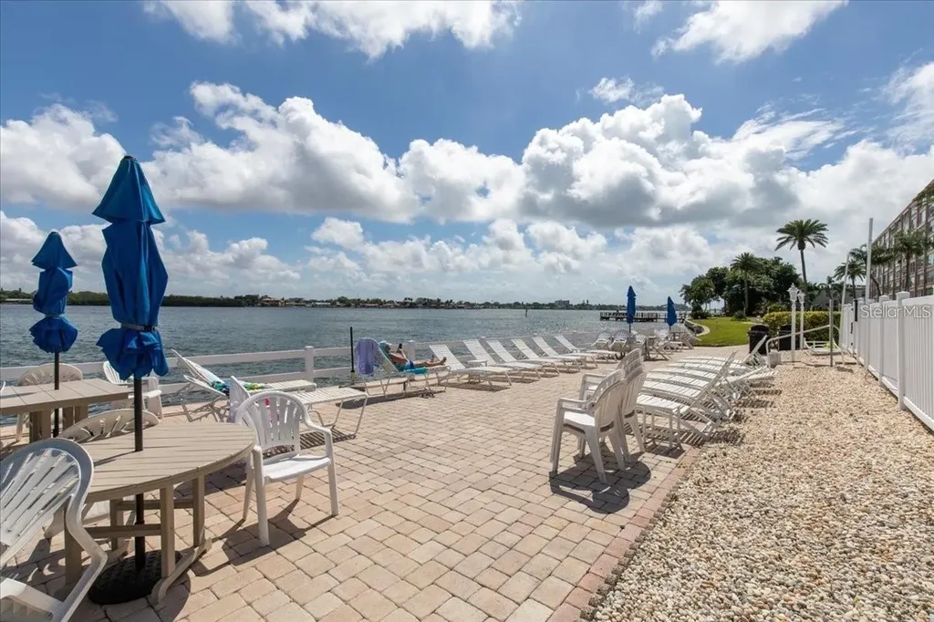 1819 Shore Drive S South Pasadena FL 33707