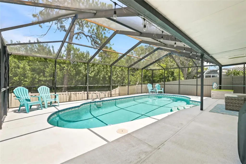 5274 White Sand Circle NE St Petersburg FL 33703