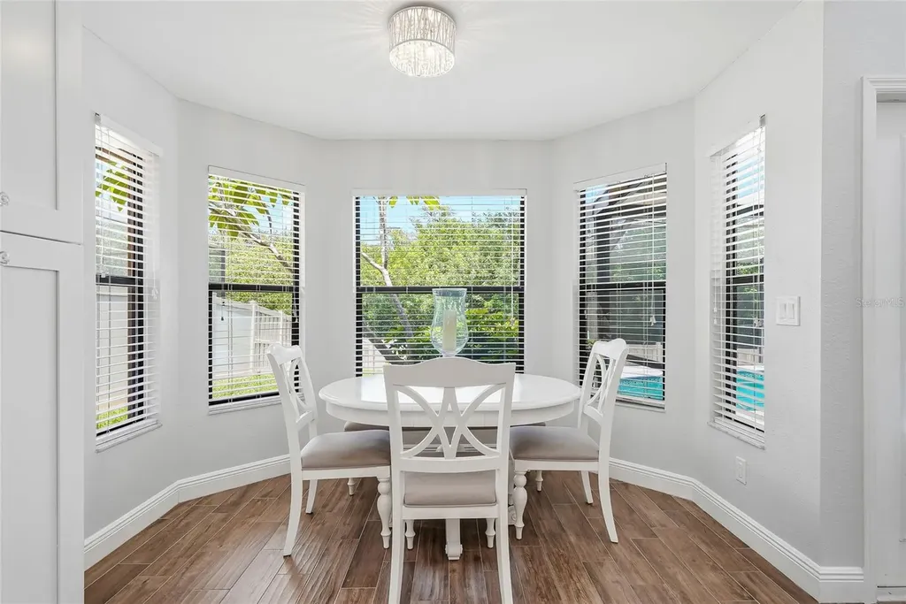 5274 White Sand Circle NE St Petersburg FL 33703