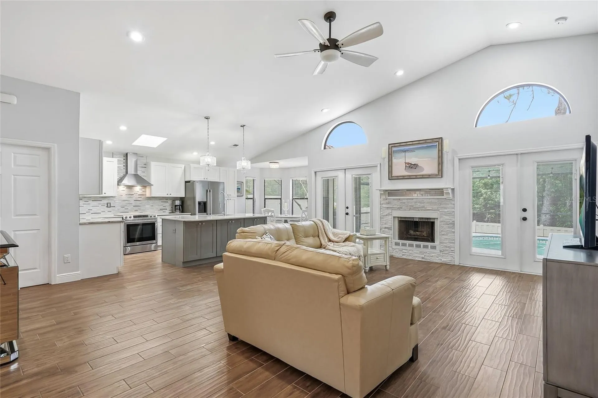 5274 White Sand Circle NE St Petersburg FL 33703