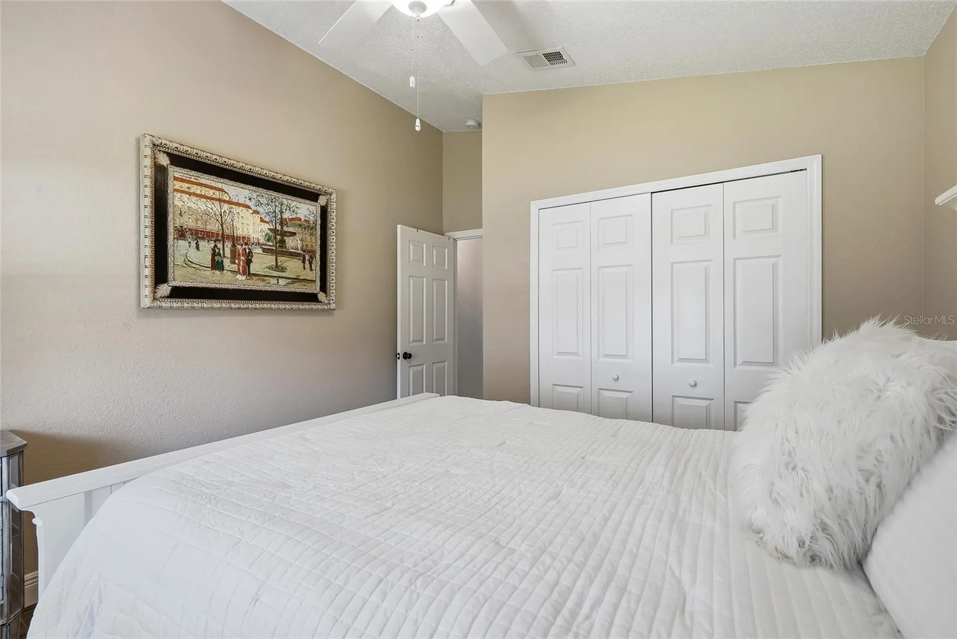 5274 White Sand Circle NE St Petersburg FL 33703