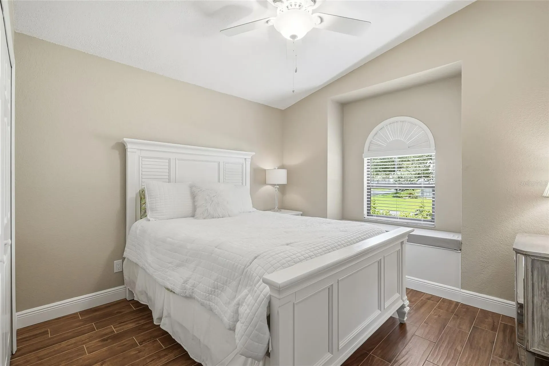 5274 White Sand Circle NE St Petersburg FL 33703