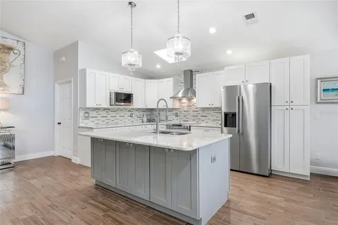 5274 White Sand Circle NE St Petersburg FL 33703