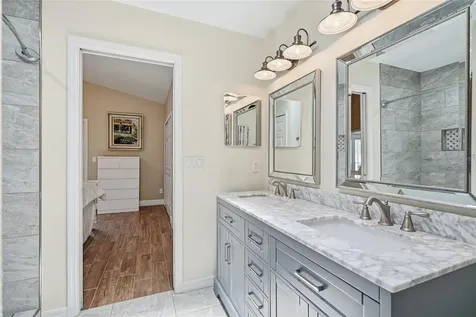 5274 White Sand Circle NE St Petersburg FL 33703