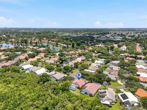 5274 White Sand Circle NE St Petersburg FL 33703