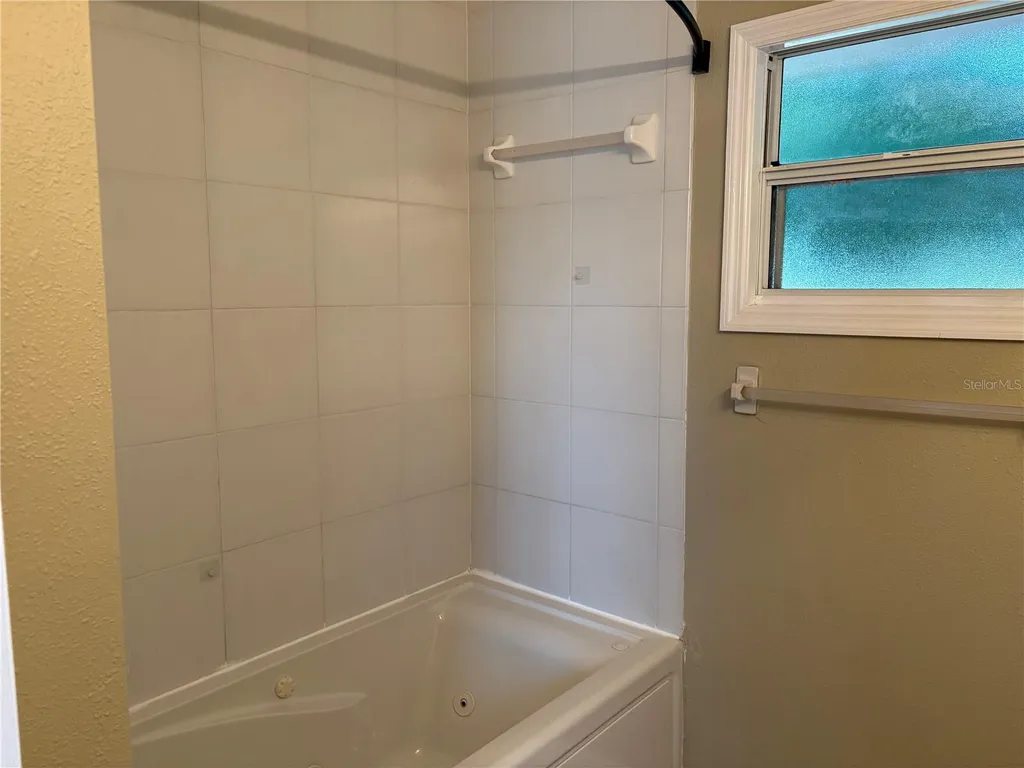 1116 W 40th Avenue Bradenton FL 34205